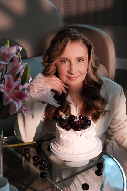 Заказать фотосессию для именинника в Перми в студии от Fashion Box

 – фото № 4