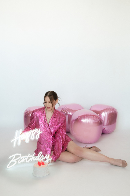 Заказать фотосессию для именинника в Перми в студии от Fashion Box

 – фото № 7