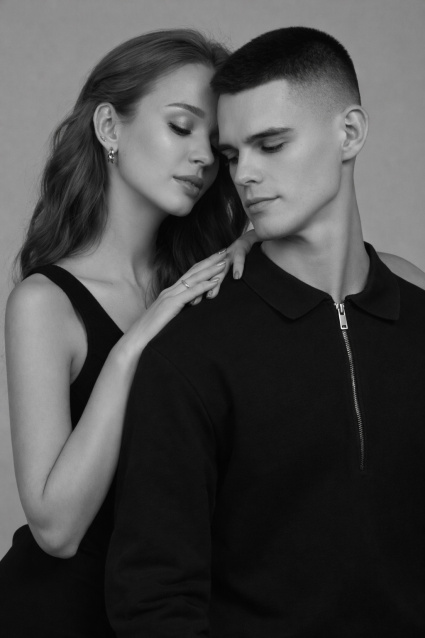Заказать фотосессию Love Story в студии от компании Fashion Box в Перми 

 – фото № 8
