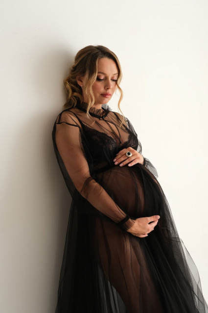 Заказать фотосессию для беременных в студии от Fashion Box в Перми

 – фото № 17