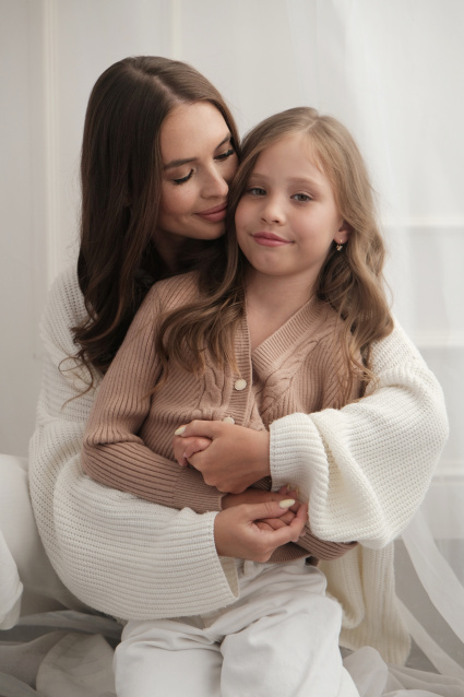 Заказать семейную фотосессию в студии с детьми в Перми от фотостудии Fashion Box
 – фото № 3