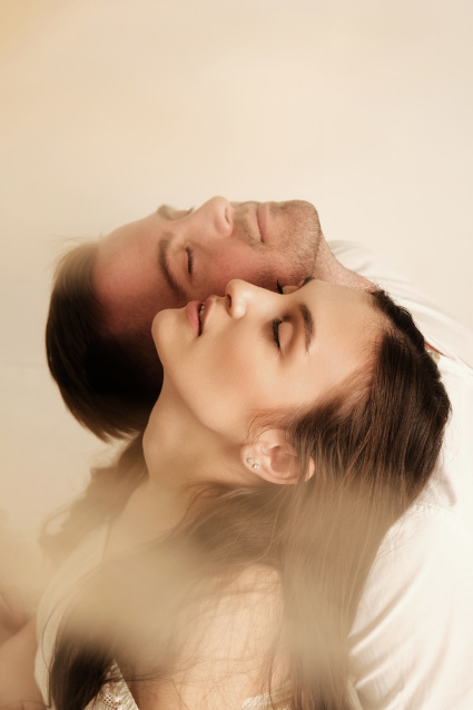 Заказать фотосессию Love Story в студии от компании Fashion Box в Перми 

 – фото № 2