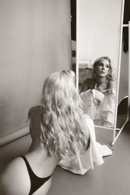 Заказать фотосессию в стиле Ню в 2-х образах в Перми от фотостудии Fashion Box

 – фото № 3