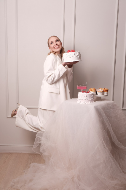 Заказать фотосессию для именинника в Перми в студии от Fashion Box

 – фото № 15