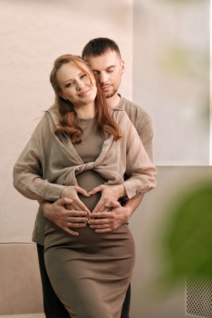 Заказать фотосессию для беременных в студии от Fashion Box в Перми

 – фото № 4